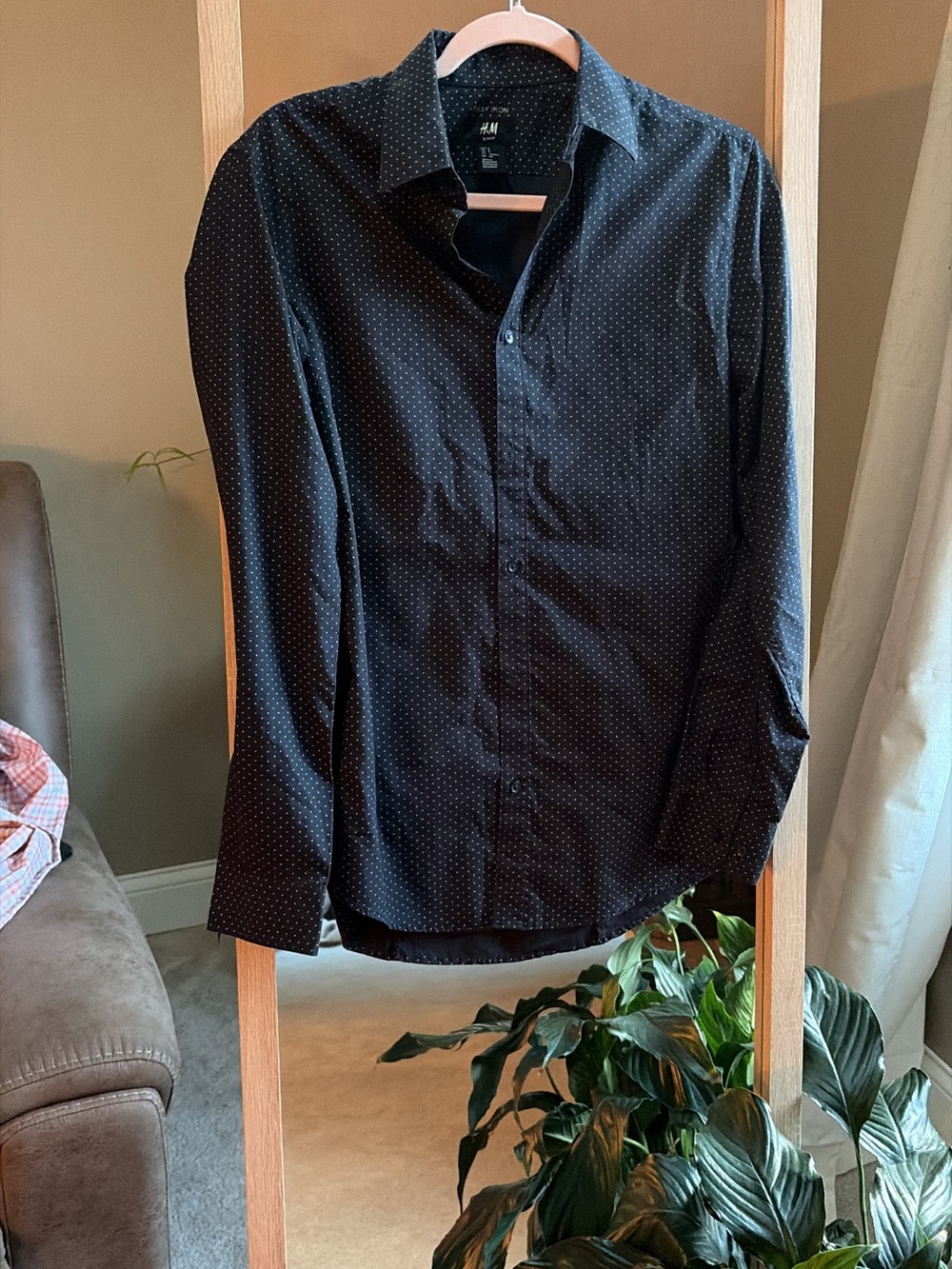 H&M Men's Black Shirt with Tiny White Dot Pattern